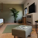 リゾート The Monteleone Umbria Retreat