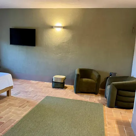 The Monteleone Umbria Retreat *